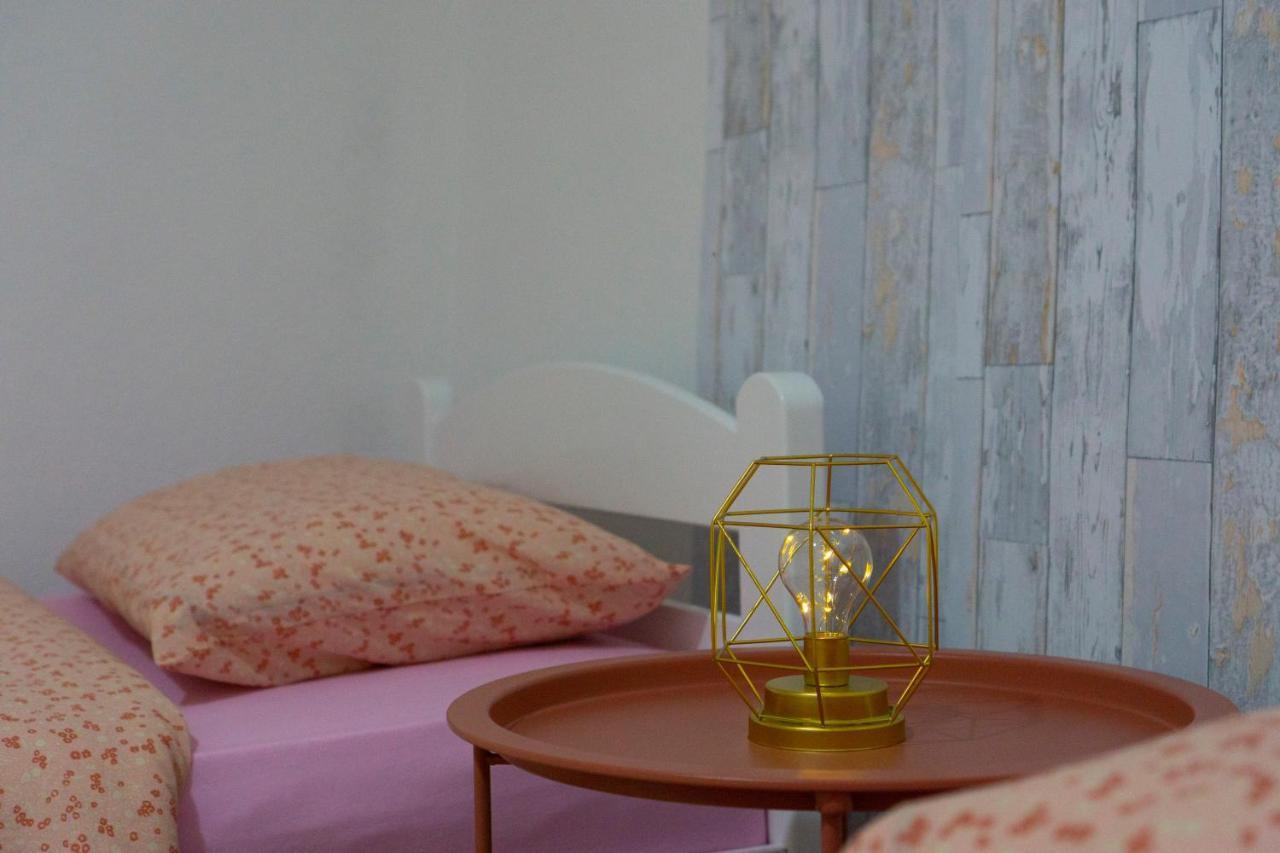Apartments Ukropina เทรบินเย ภายนอก รูปภาพ