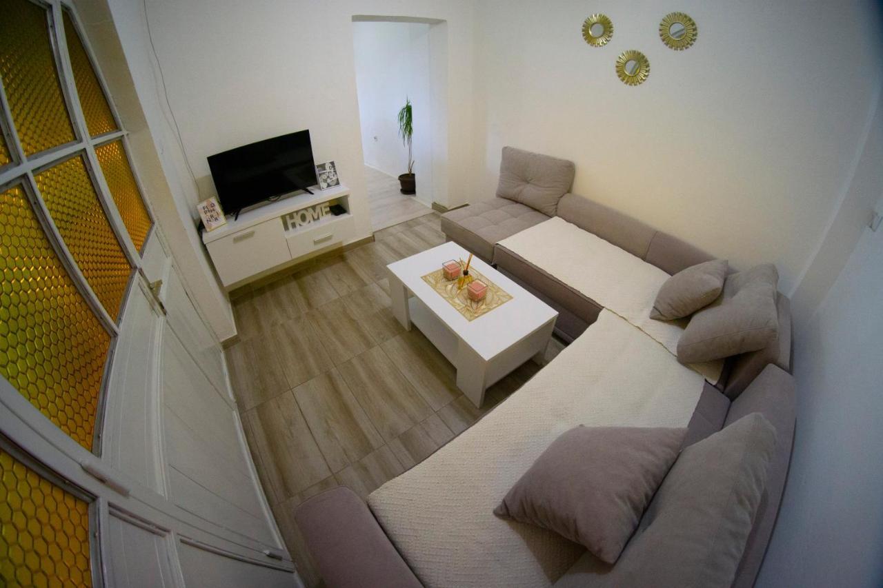 Apartments Ukropina เทรบินเย ภายนอก รูปภาพ
